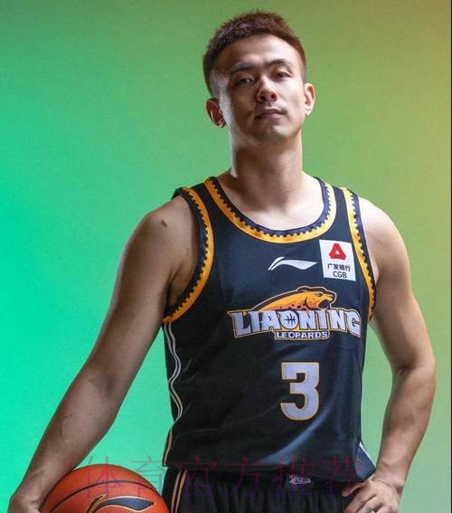 辽宁男篮社媒分享赵继伟训练图集:赵继伟体测通过 辽宁男篮社媒分享赵继伟训练图集:赵继伟体测通过